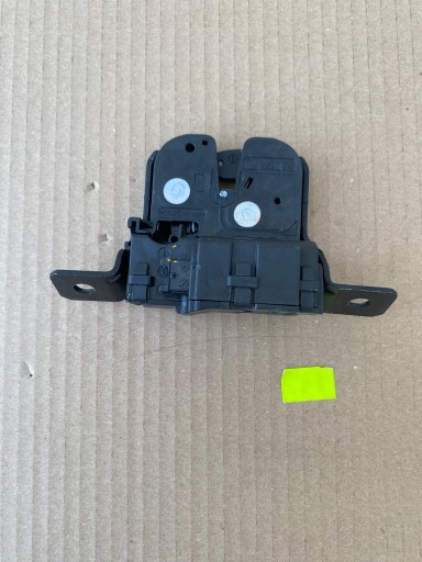 ЗАМОК БАГАЖНИКА 7304559 BMW 2 F22 F23 M2 F87