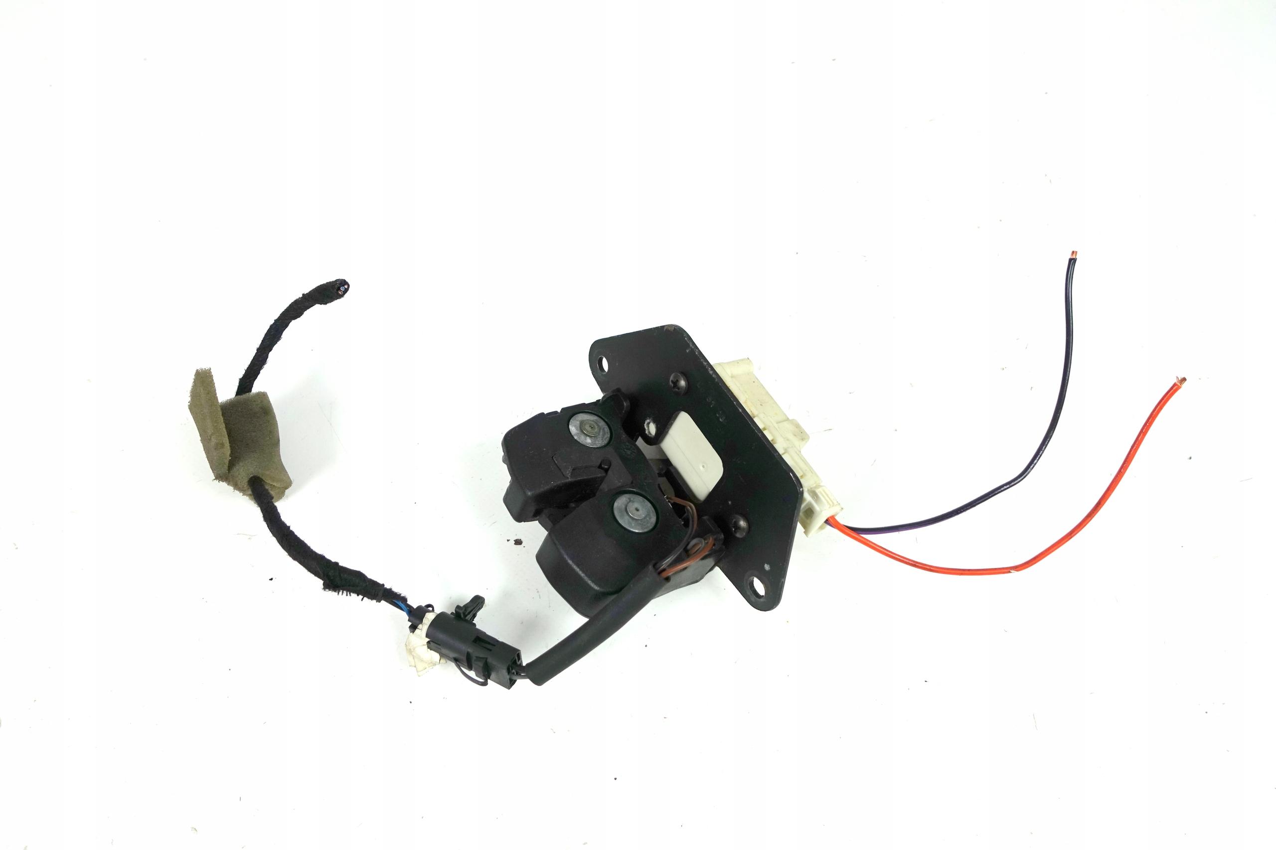 ЗАМОК ЗАДНІХ ДВЕРЕЙ БАГАЖНИКА FIAT CROMA 2 II