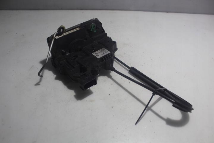 ЗАМОК ПЕРЕДНЕЙ ЛЕВОЙ ДВЕРИ FIAT GRANDE PUNTO