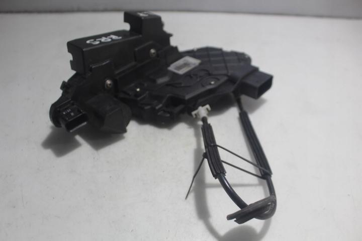 ЗАМОК ПЕРЕДНЬОЇ ЛІВОЇ ДВЕРІ LAND ROVER DISCOVERY III