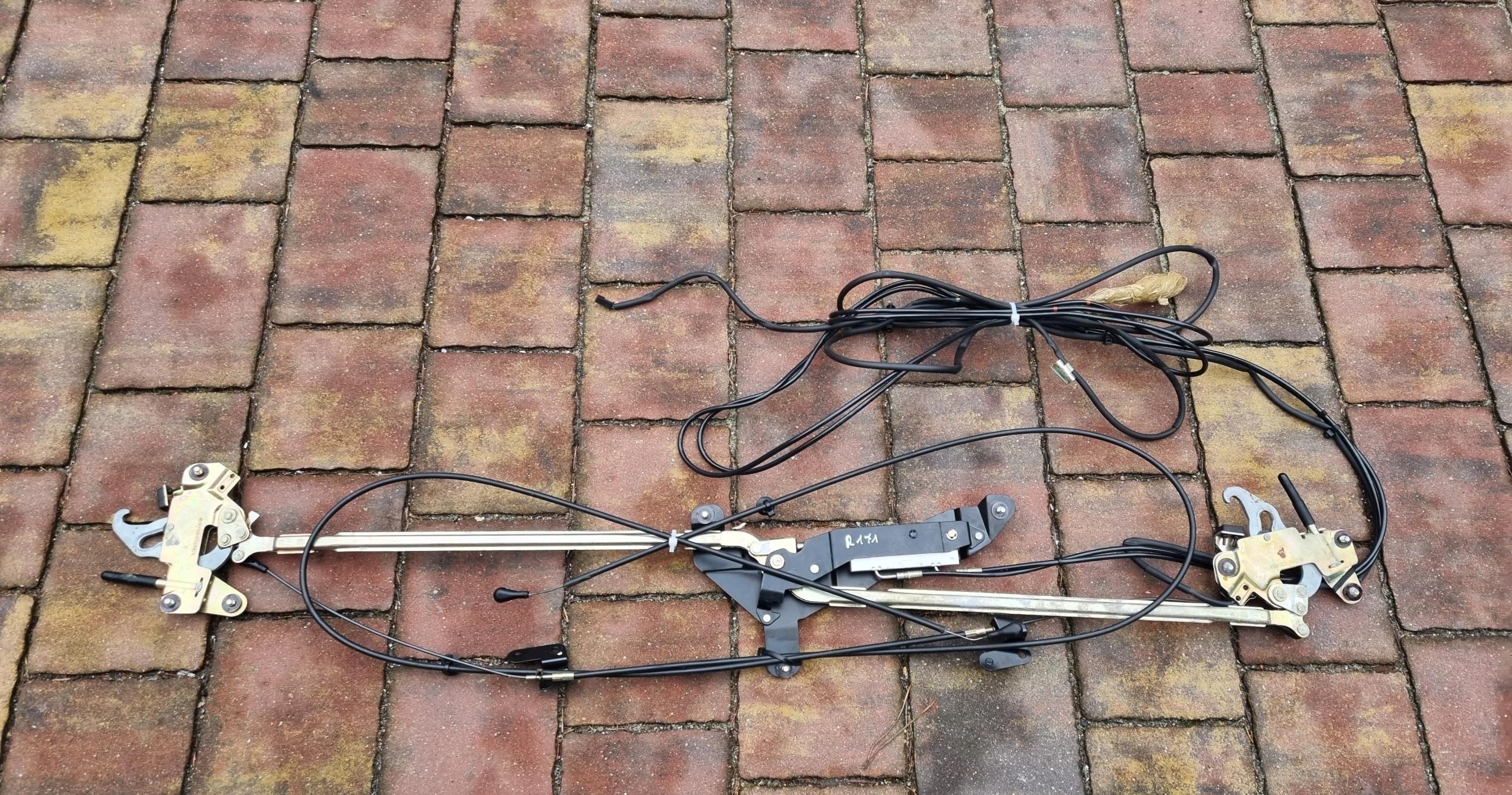 Замок механизм крыши MERCEDES SLK R171