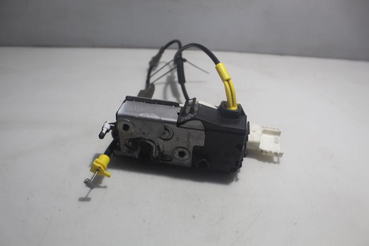 ЗАМОК ПЕРЕДНЕЙ ПРАВОЙ ДВЕРИ FIAT SCUDO II