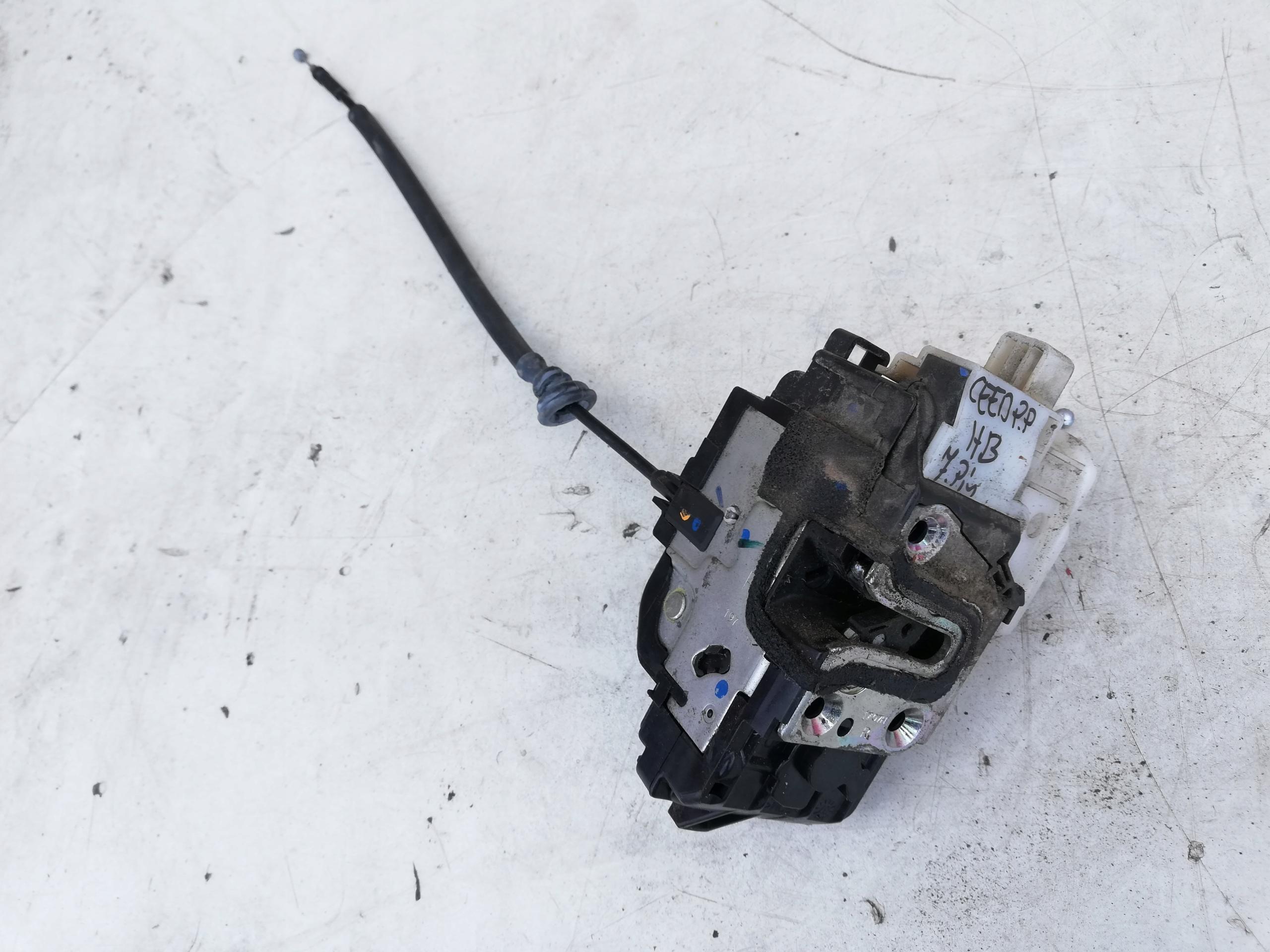 ЗАМОК ПЕРЕДНИЙ ПРАВЫЙ KIA CEED 06-12 ЕВРОПА 7 КОНТАКТОВ
