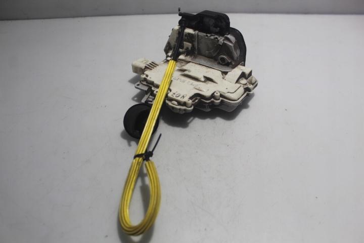 Замок задньої правої двері AUDI A6 C6