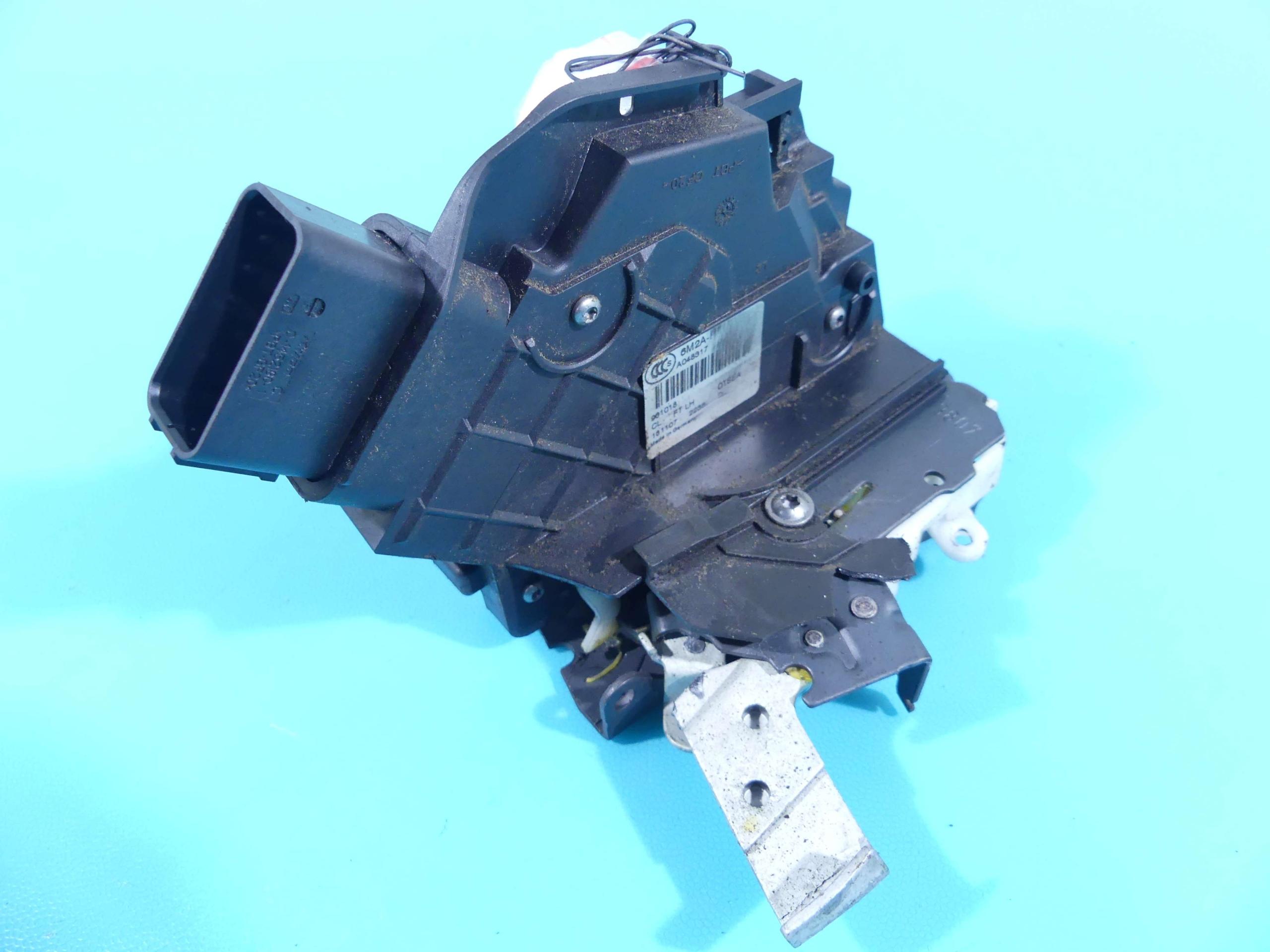 ЗАМОК ПЕРЕДНІЙ ЛІВИЙ 6PIN FORD MONDEO MK4 ЄВРОПА