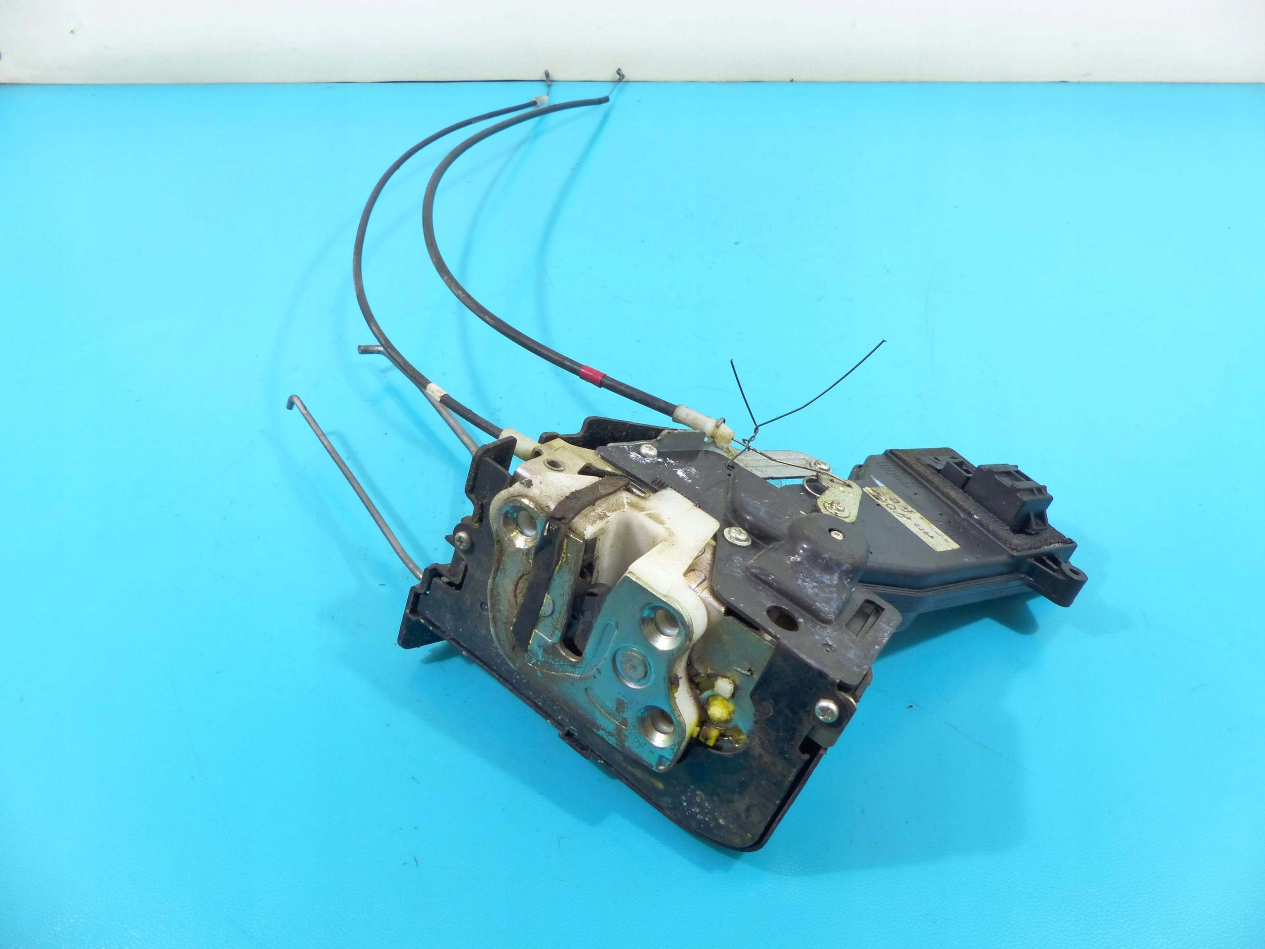 ЗАМОК ПЕРЕДНІЙ ЛІВИЙ 6PIN MAZDA 6 І GY GG 02-07 ЄВРОПА