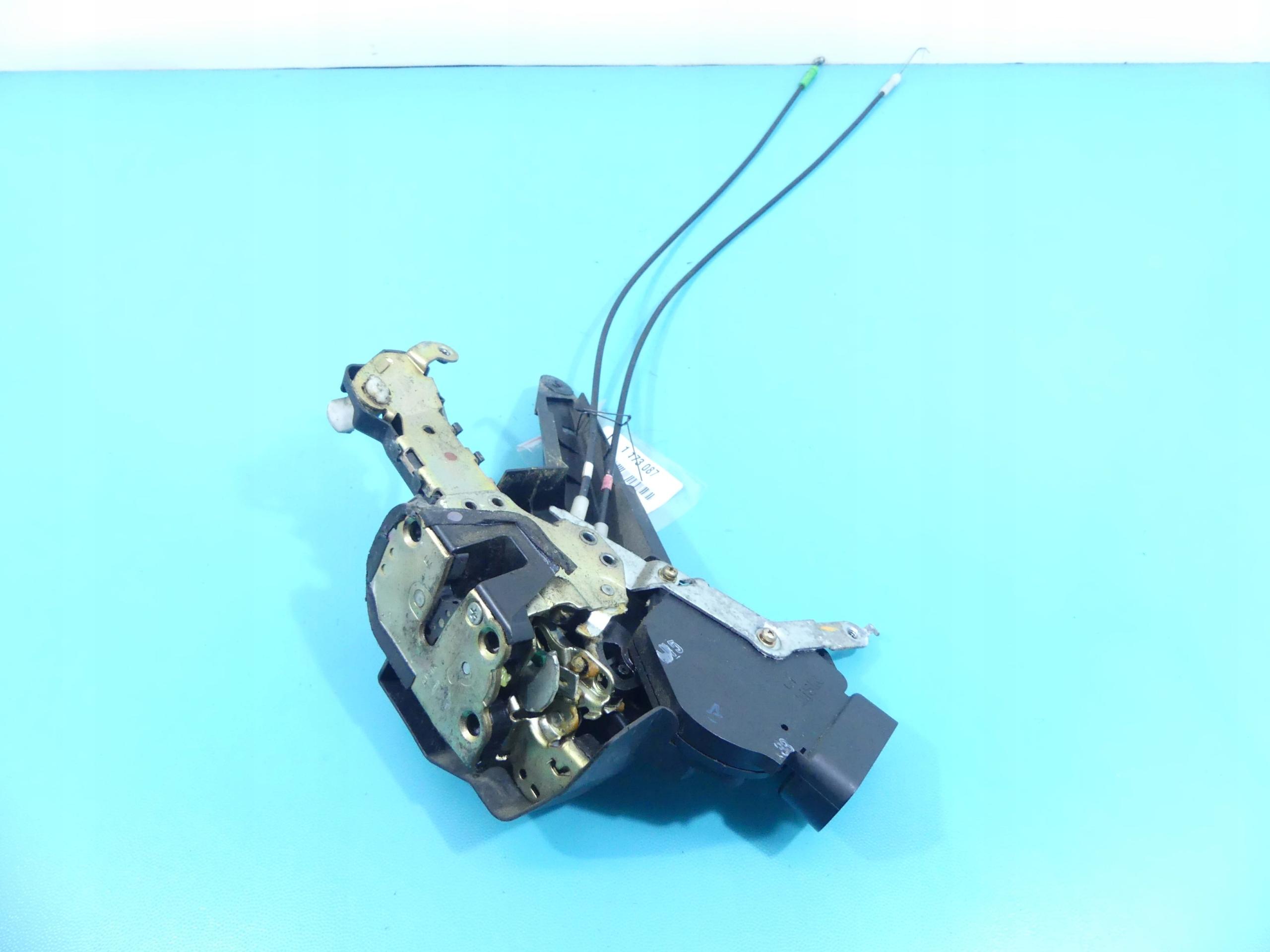 ЗАМОК ПЕРЕДНИЙ ЛЕВЫЙ 6PIN TOYOTA COROLLA VERSO И ЕВРО