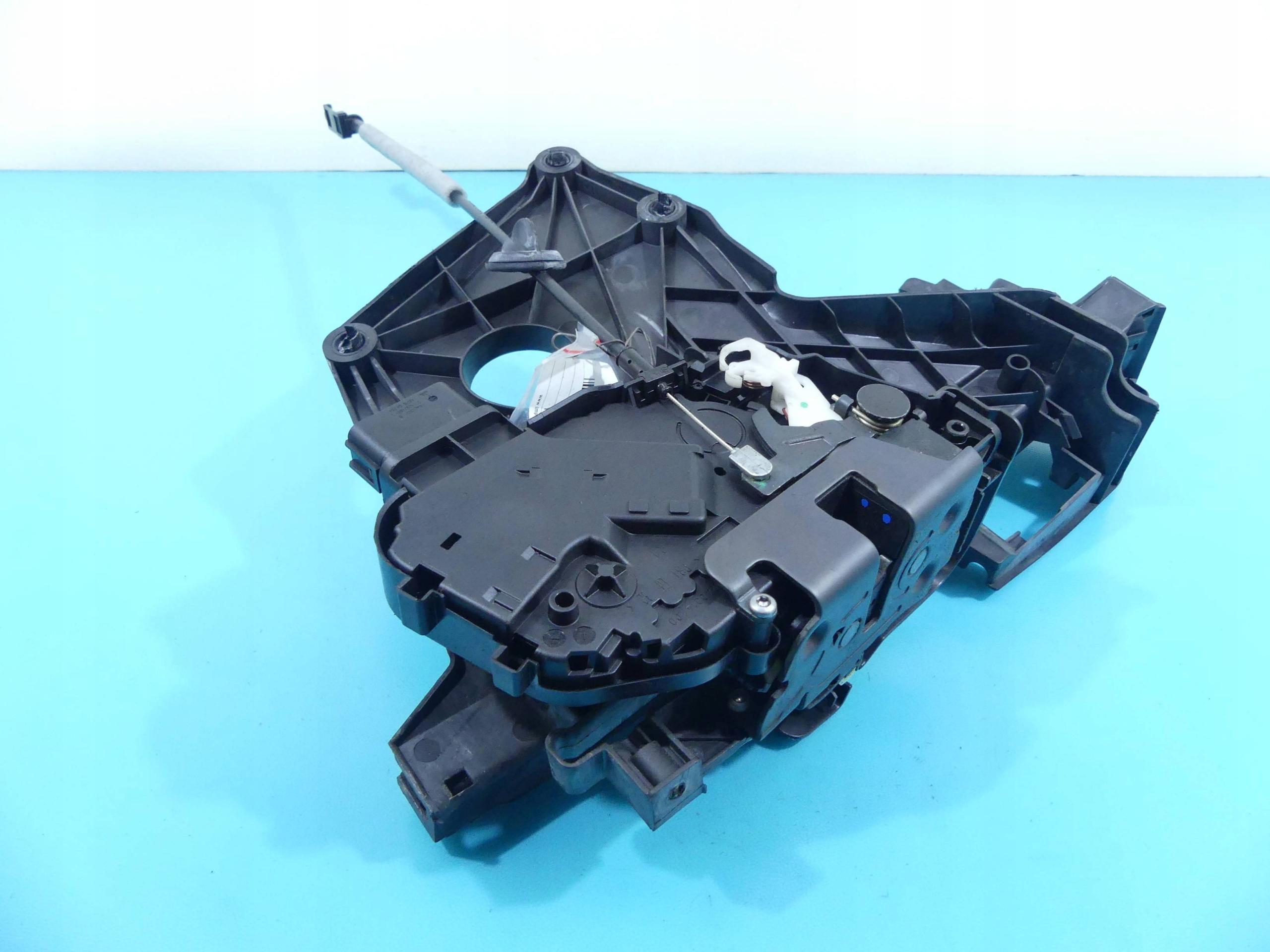 30784487 - Замок передний правый 10 PIN VOLVO S80 II V70 III EU