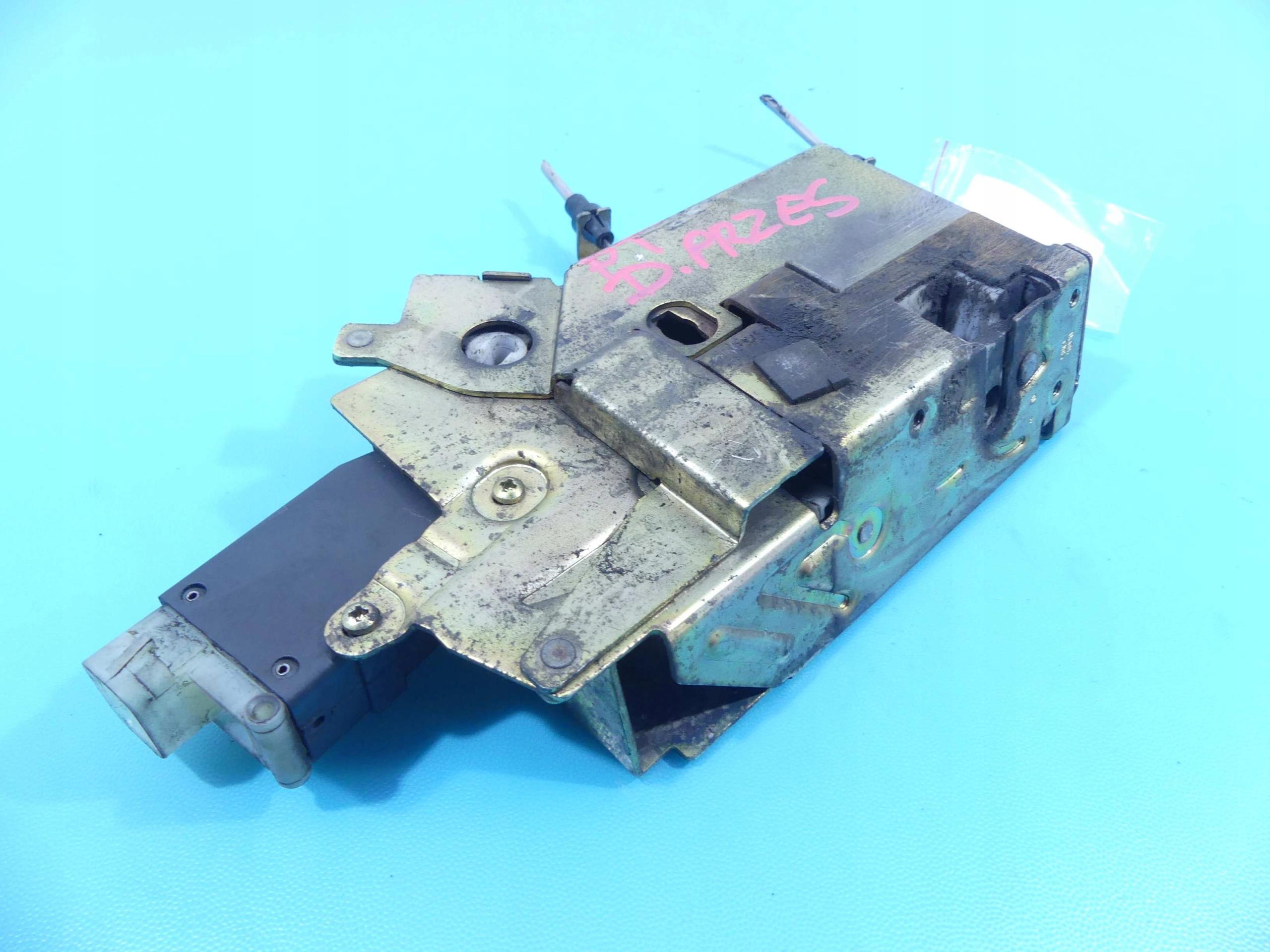 ЗАМОК ЗАДНИЙ ПРАВЫЙ РАЗДВИЖНОЙ FORD TRANSIT 00-06