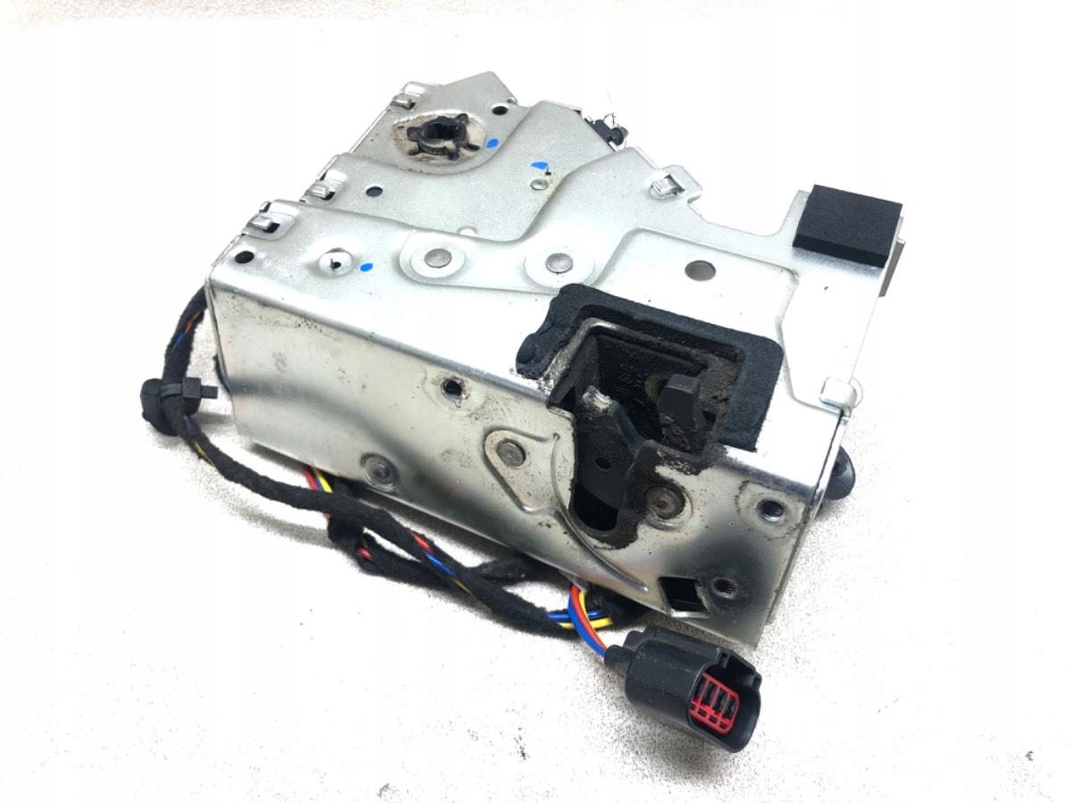 ЗАМОК ЗАДНИЙ ПРАВЫЙ TRANSIT CONNECT 8T16-V264A32-FC