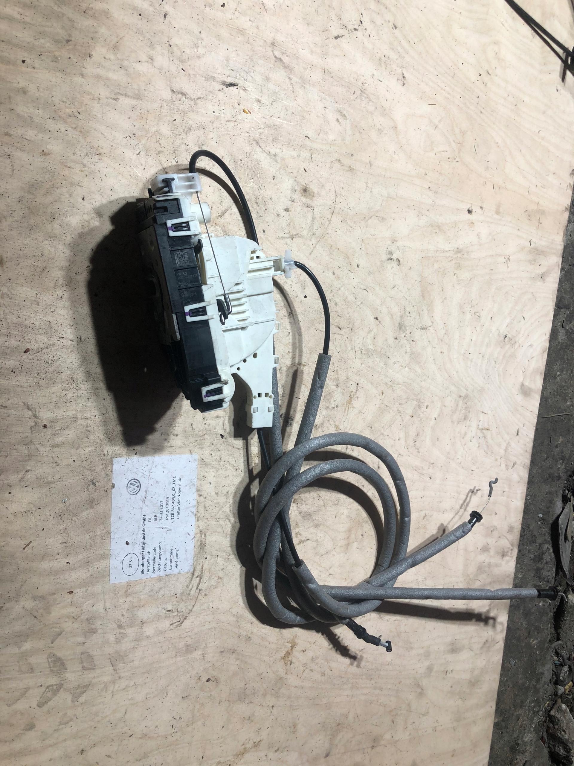 ЗАМОК VW CRAFTER II MAN 2017-2023 7C0843014BN