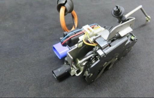 4E1837015c 4E1837016c - Замок с затяжкой затяжка затяжка A8 D3 ремонт