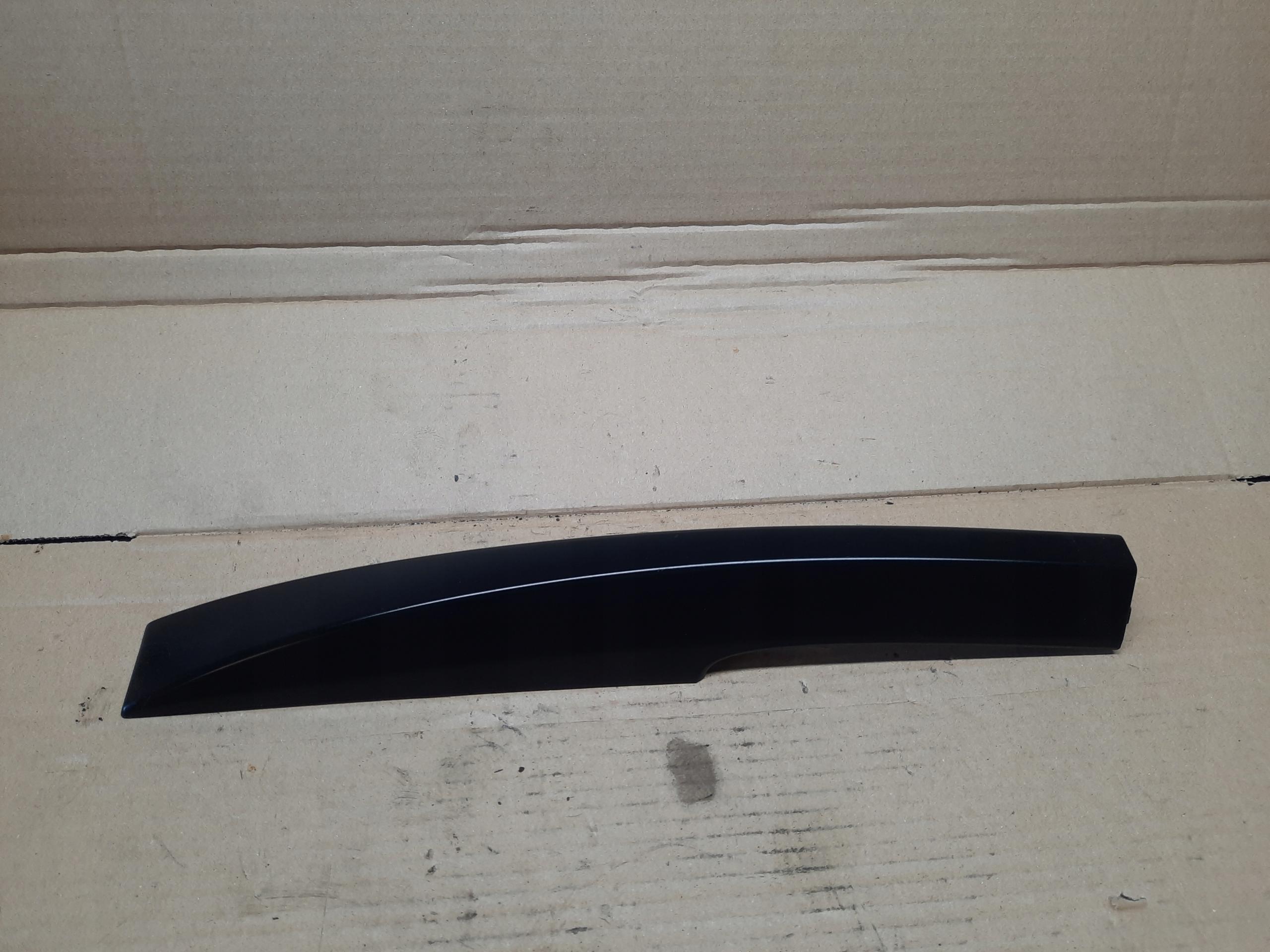 ТОРЦЕВАЯ КРЫШКА РЕЙЛИНГОВАЯ КРЫШКА ЛЕВАЯ ПЕРЕДНЯЯ LAGUNA III