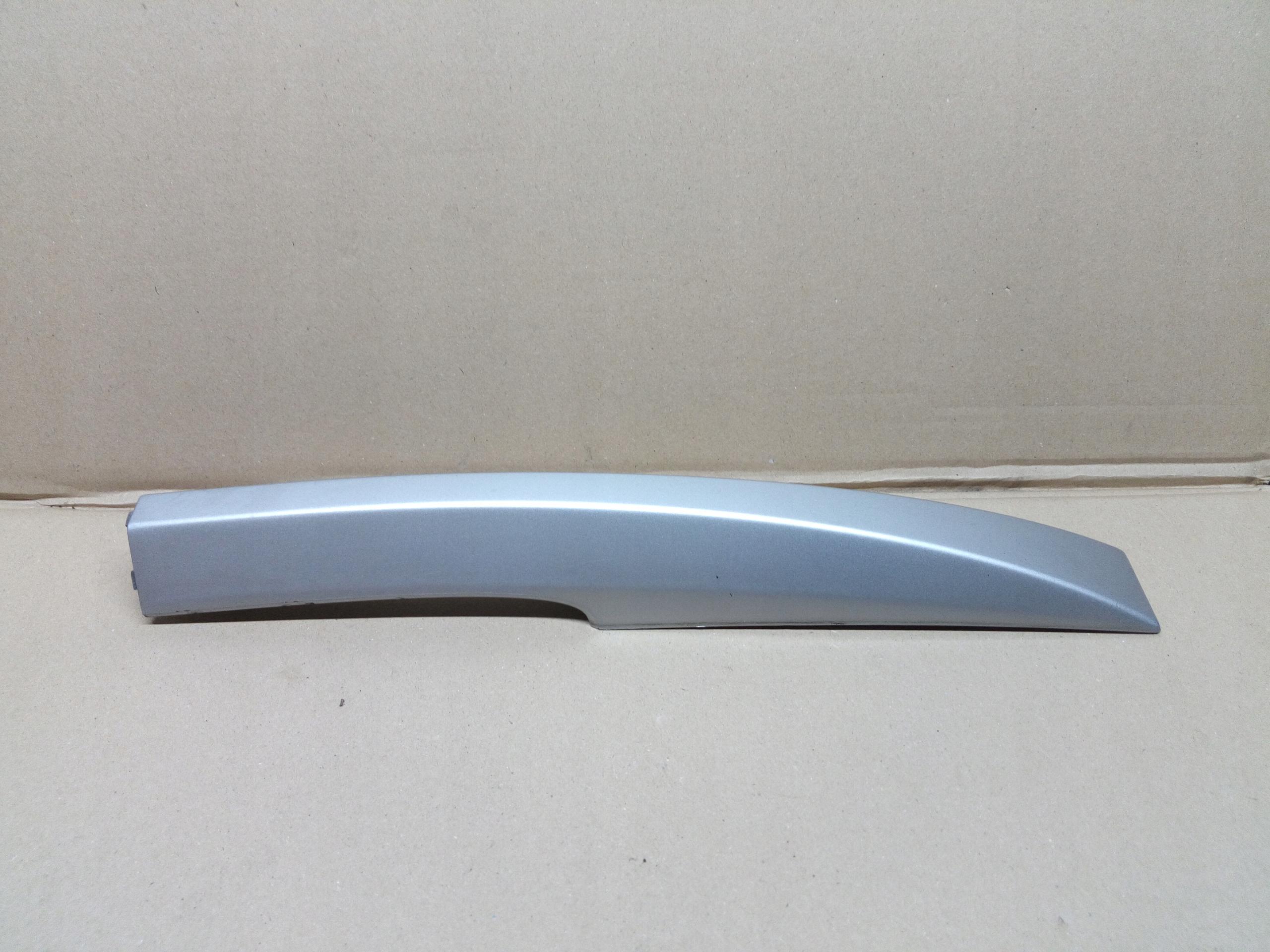 ТОРЦЕВАЯ КРЫШКА РЕЙЛИНГОВАЯ КРЫШКА ПРАВАЯ ПЕРЕДНЯЯ LAGUNA III