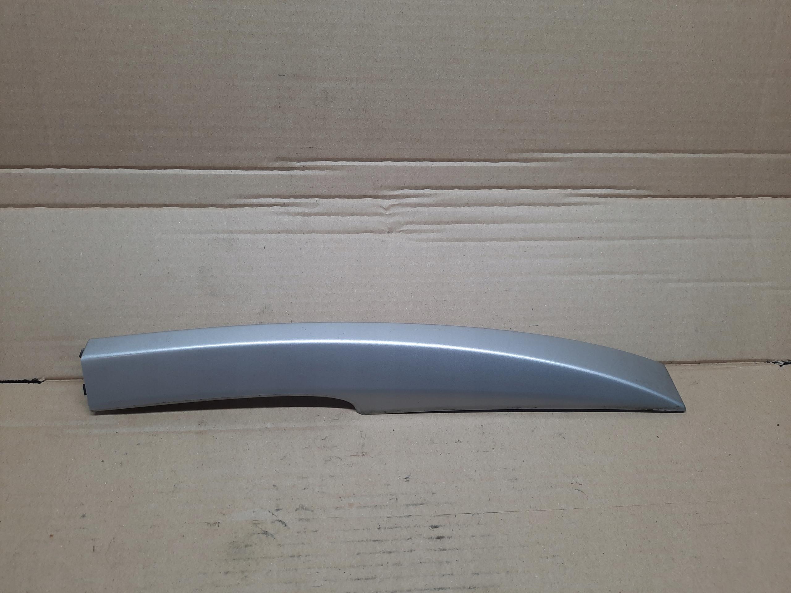 ТОРЦЕВАЯ КРЫШКА РЕЙЛИНГОВАЯ КРЫШКА ПРАВАЯ ПЕРЕДНЯЯ LAGUNA III