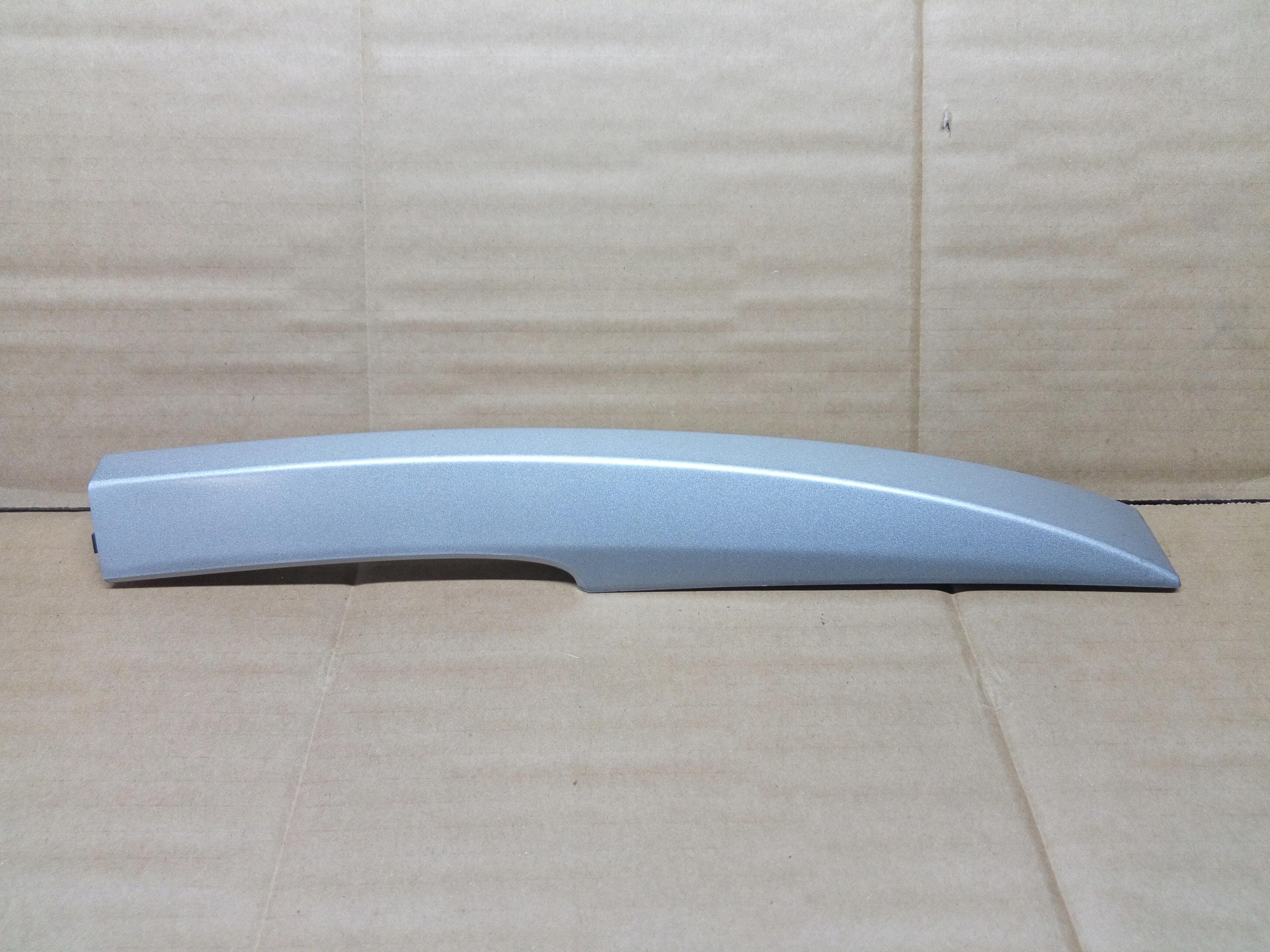 ТОРЦЕВАЯ КРЫШКА РЕЙЛИНГОВАЯ КРЫШКА ПРАВАЯ ПЕРЕДНЯЯ LAGUNA III