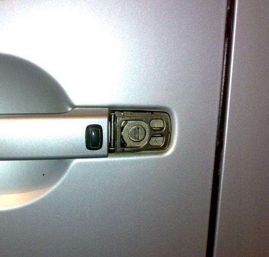 80646EB33C - Крышка замка ручки NAVARA D40 / PATHFINDER R51