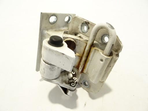 ВЕРХНЯ ДВЕРНА ПЕТЛЯ MAN TGX І 06-22