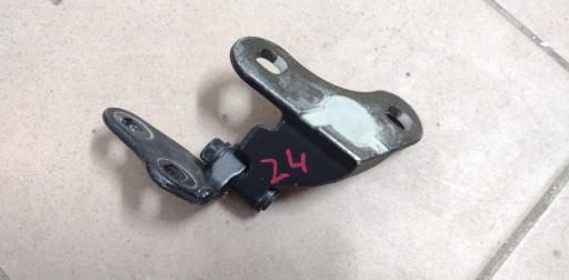 Петля двері ліва нижня BMW Z4 E85 E86 7051747