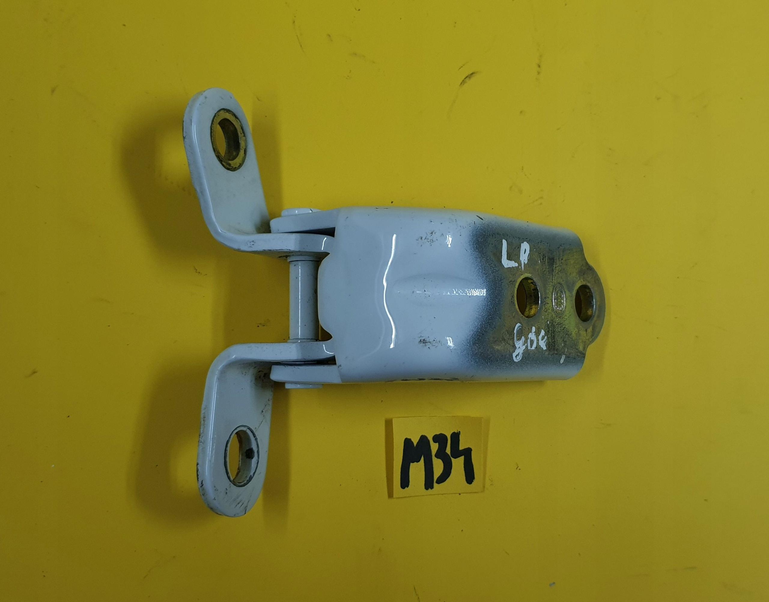 ПЕТЛЯ ДВЕРЕЙ ЛІВА ПЕРЕДНЯ ВЕРХНЯ HYUNDAI TUCSON III