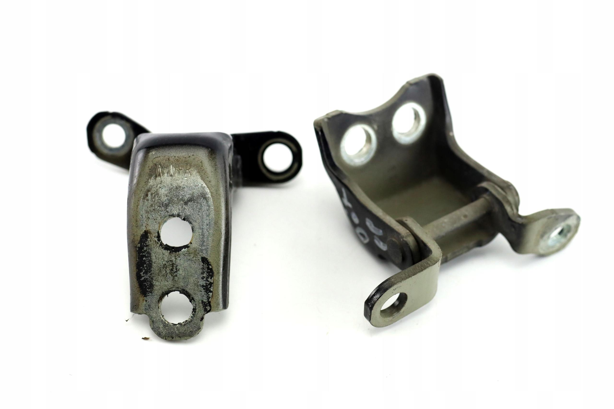 ПЕРЕДНЯ ПРАВА ДВЕРНА ПЕТЛЯ HONDA CR-V IV NH731P