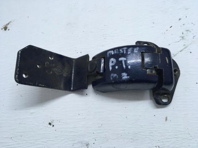 ПЕТЛЯ ДВЕРИ ПРАВАЯ ЗАДНЯЯ RENAULT MASTER II 03-09