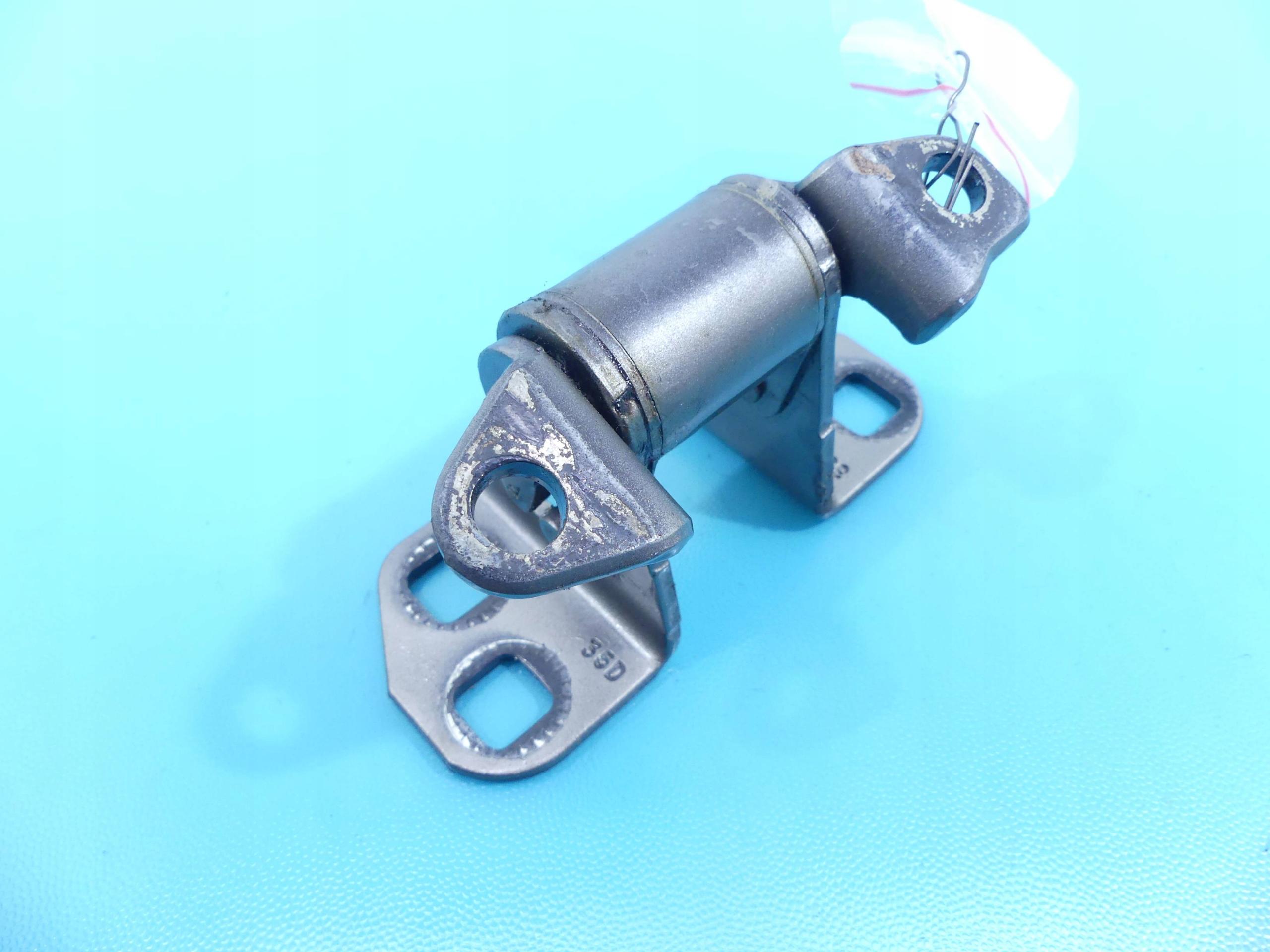 ДВЕРНА ПЕТЛЯ ПЕРЕДНЯ ЛІВА ВЕРХНЯ TESLA MODEL S