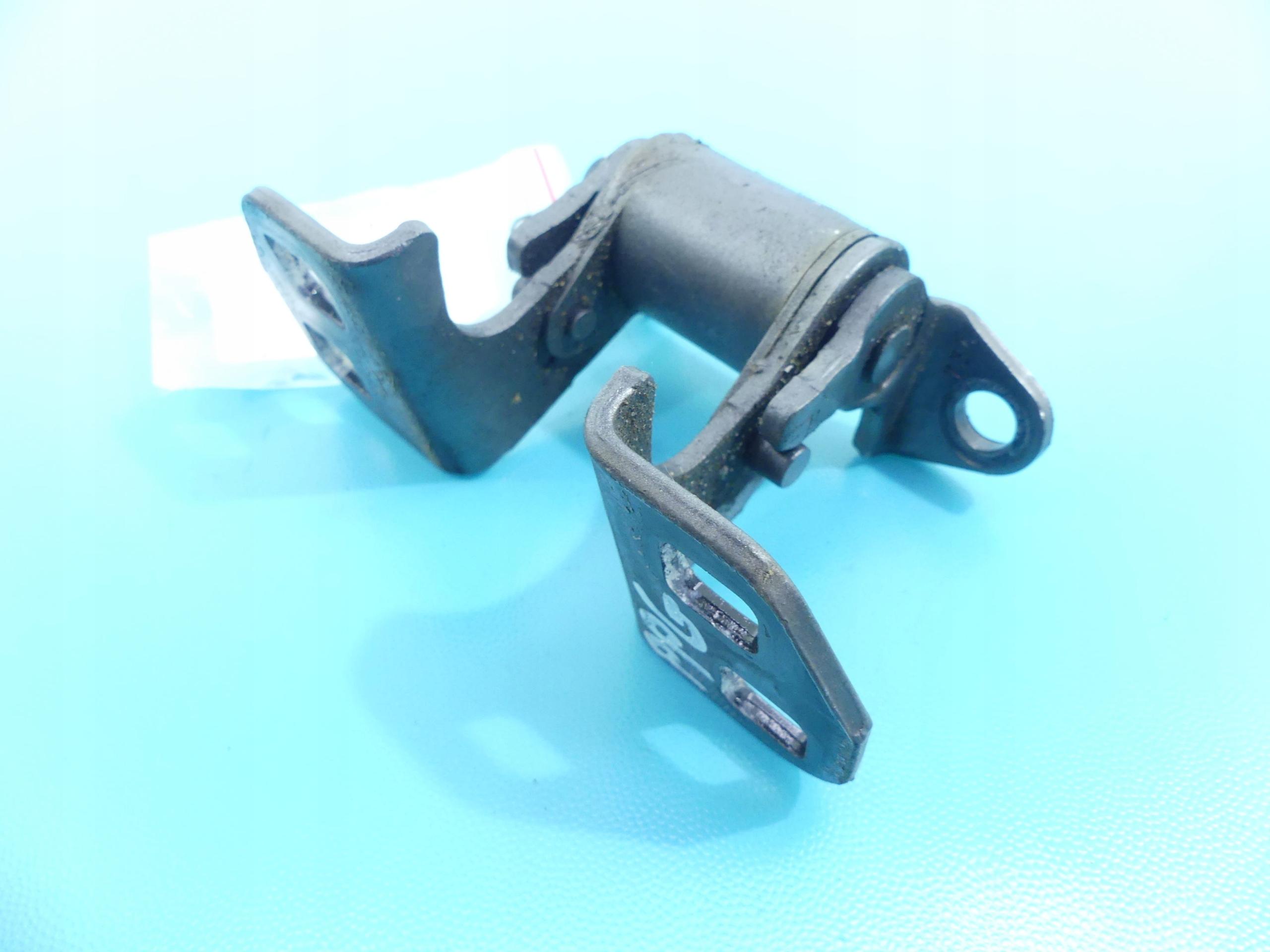 ДВЕРНА ПЕТЛЯ ПЕРЕДНЯ ПРАВА ВЕРХНЯ TESLA MODEL S