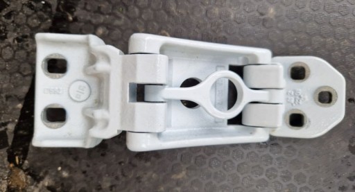 NV400 - ПЕТЛЯ ДВЕРІ ЗАДНЯ 270 