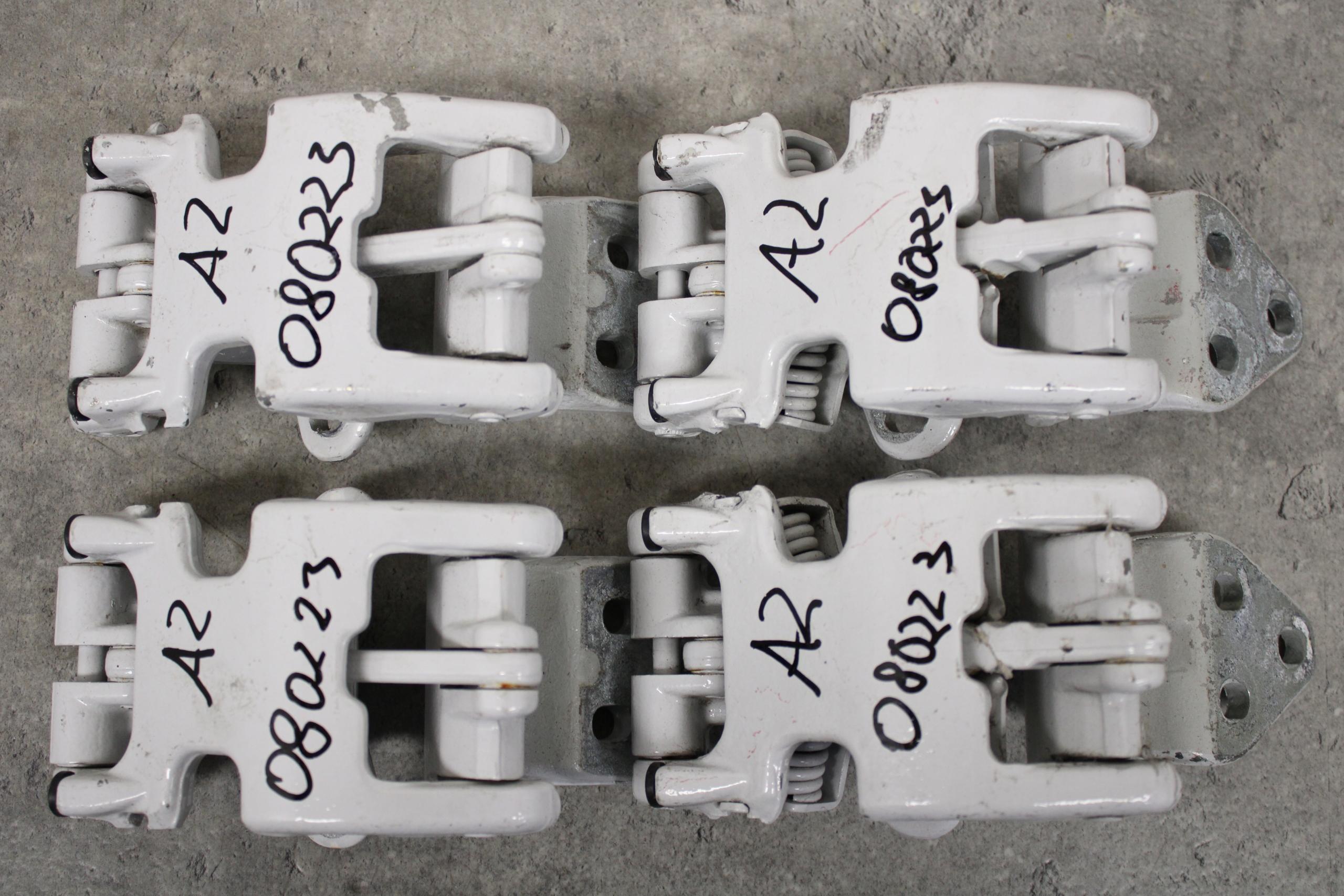 ПЕТЛЯ ДВЕРІ ЗАДНЯ НИЖНЯ DUCATO BOXER JUMPER 270