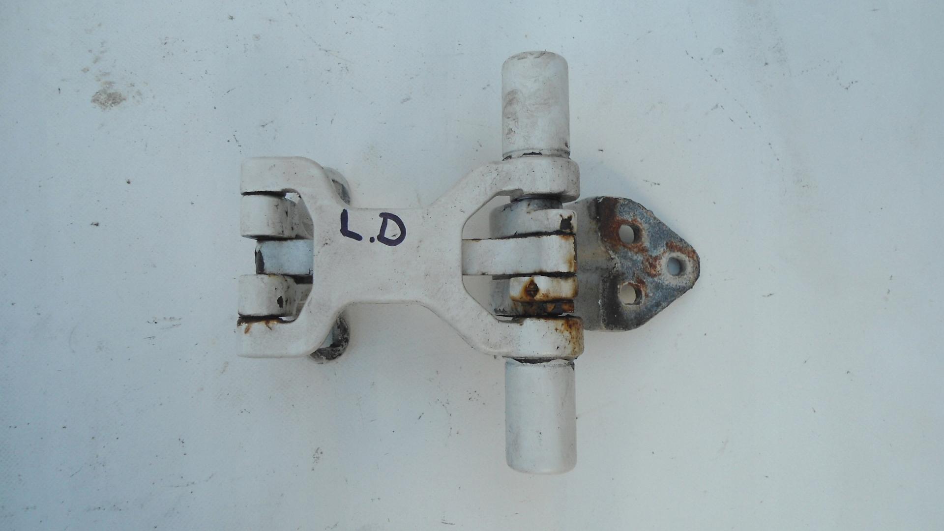 ПЕТЛЯ ДВЕРІ ЗАДНЯ ЛІВА НИЖНЯ FIAT DUCATO 270 ST