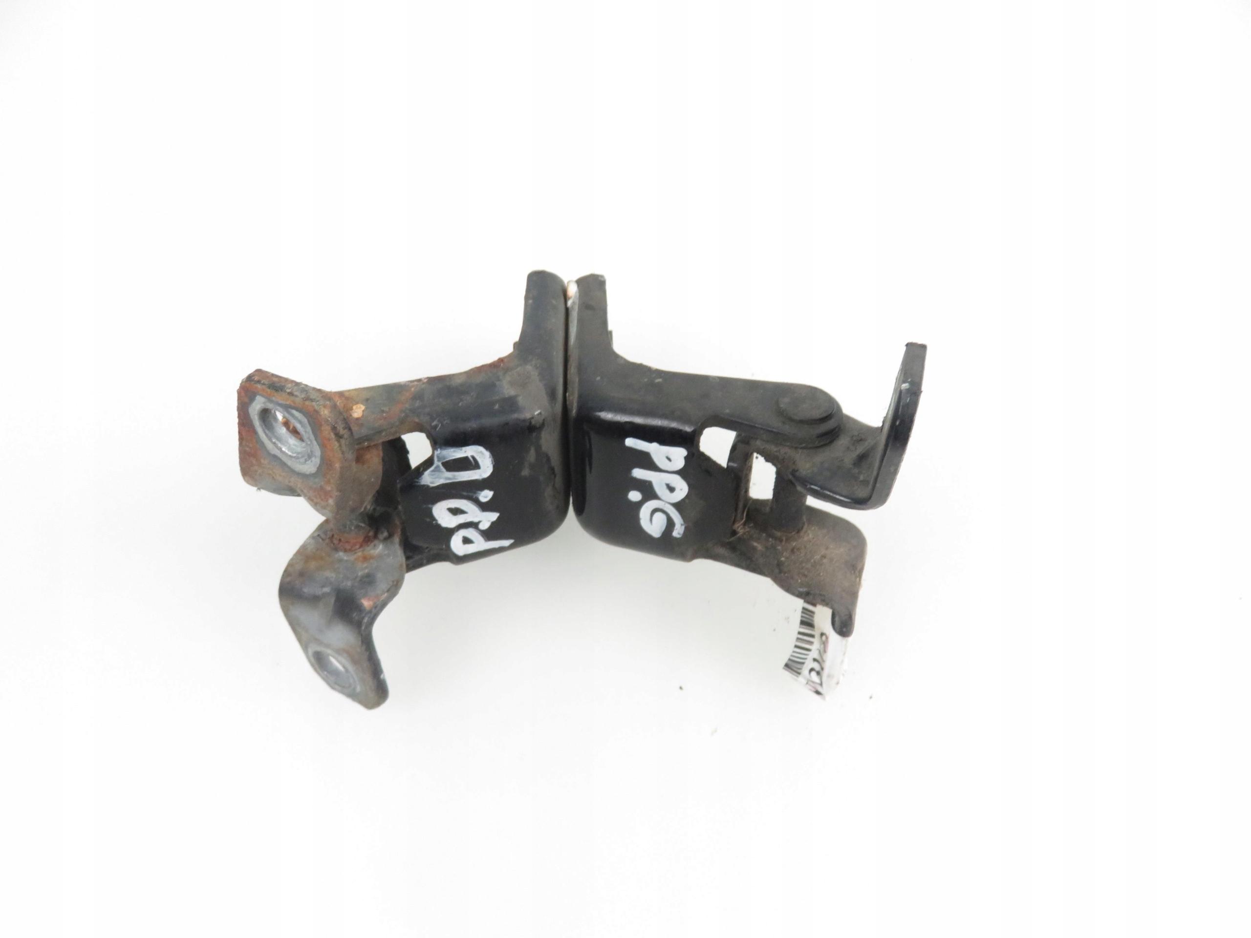 CX-9 - ПЕРЕДНЯ ПРАВА ПЕТЛЯ MAZDA CX - 9 (TB) A3F