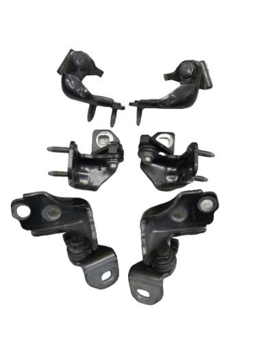 ДВЕРНІ ПЕТЛІ FORD KUGA MK2 UD