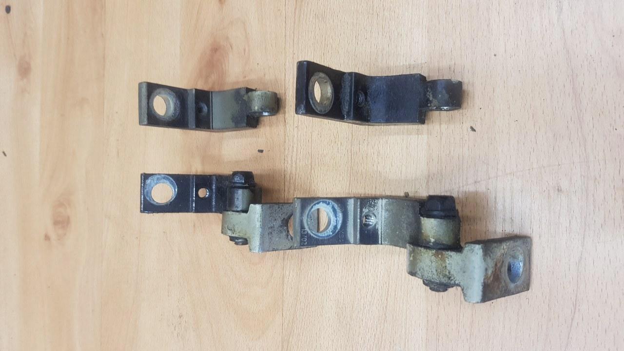 ДВЕРНІ ПЕТЛІ КОМПЛЕКТ SKODA SUPERB І