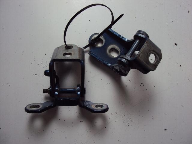 ДВЕРНЫЕ ПЕТЛИ ЛЕВЫЙ ПЕРЕДНИЙ RENAULT MEGANE IV 15-