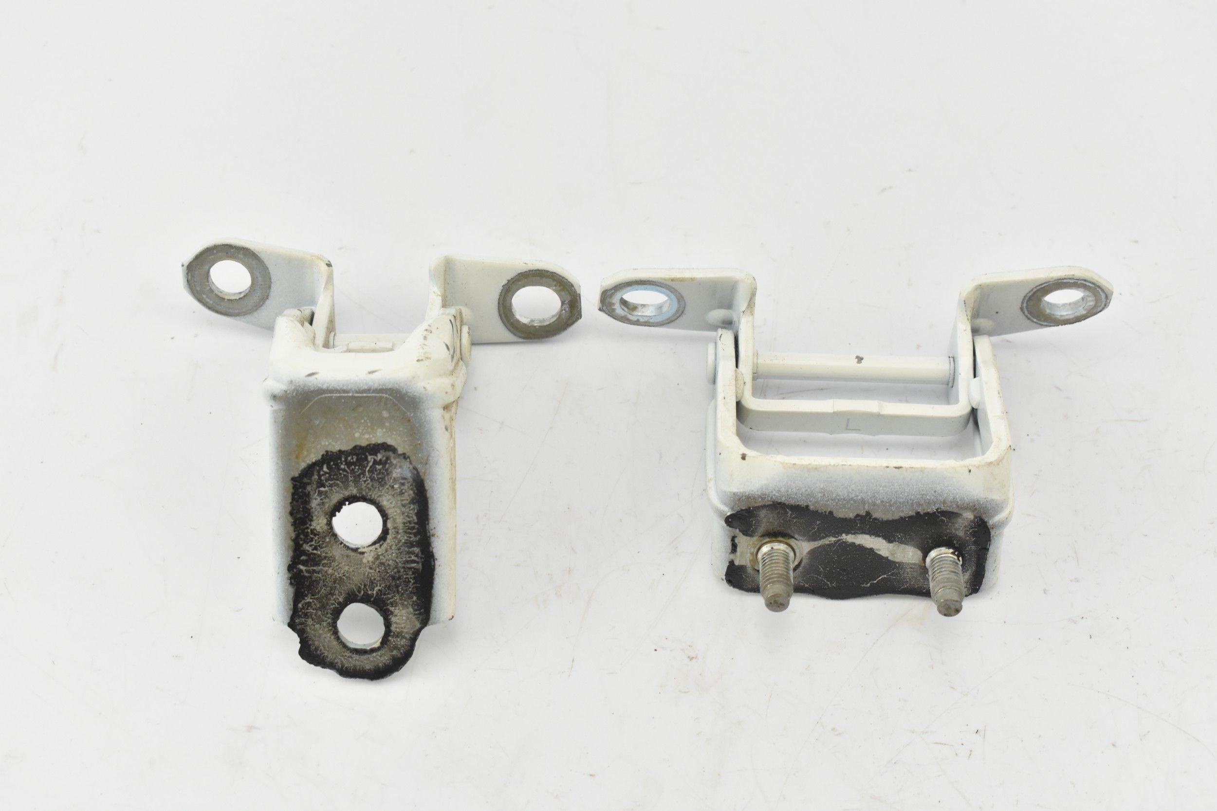 822936PA0C - Петлі двері лівий задній комплект 326 JUKE II F16 19-