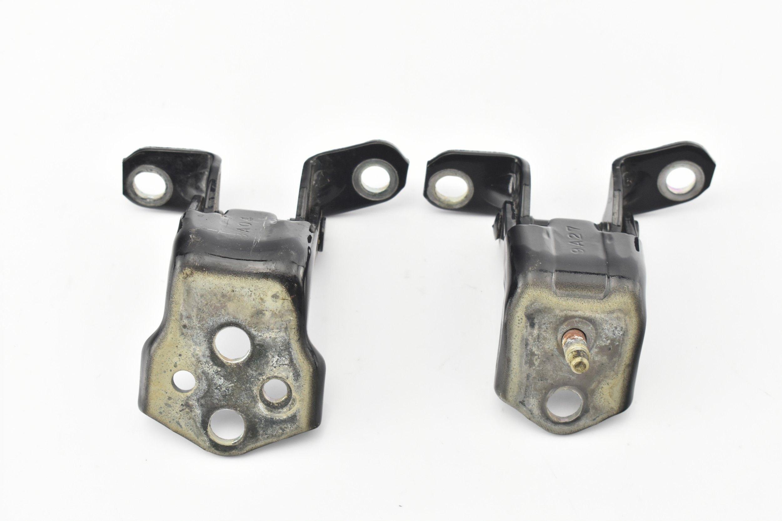 AB39-2626801-AE - ДВЕРНІ ПЕТЛІ ЛІВИЙ ЗАДНІЙ КОМПЛЕКТ FORD RANGER IV