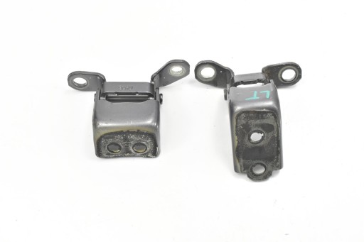 67950-T9C-K01ZZ - ДВЕРНІ ПЕТЛІ ЛІВИЙ ЗАДНІЙ КОМПЛЕКТ ВГОРУ ВНИЗ HONDA HR-V II