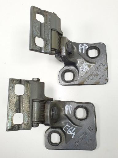 Петлі правої двері BMW 6 E63 7072668 пара
