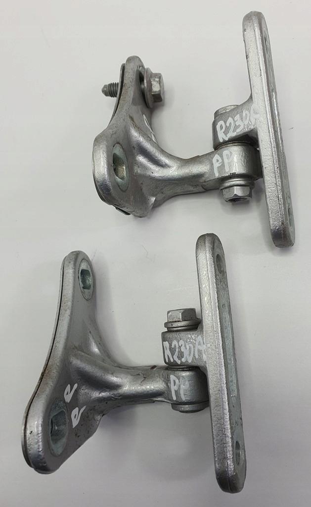 Петли правой двери MERCEDES SL R230 пара