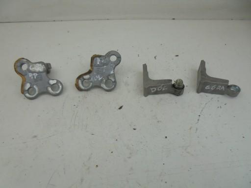 31299543 31218519 - Дверні петлі передня права 31218515 VOLVO V60