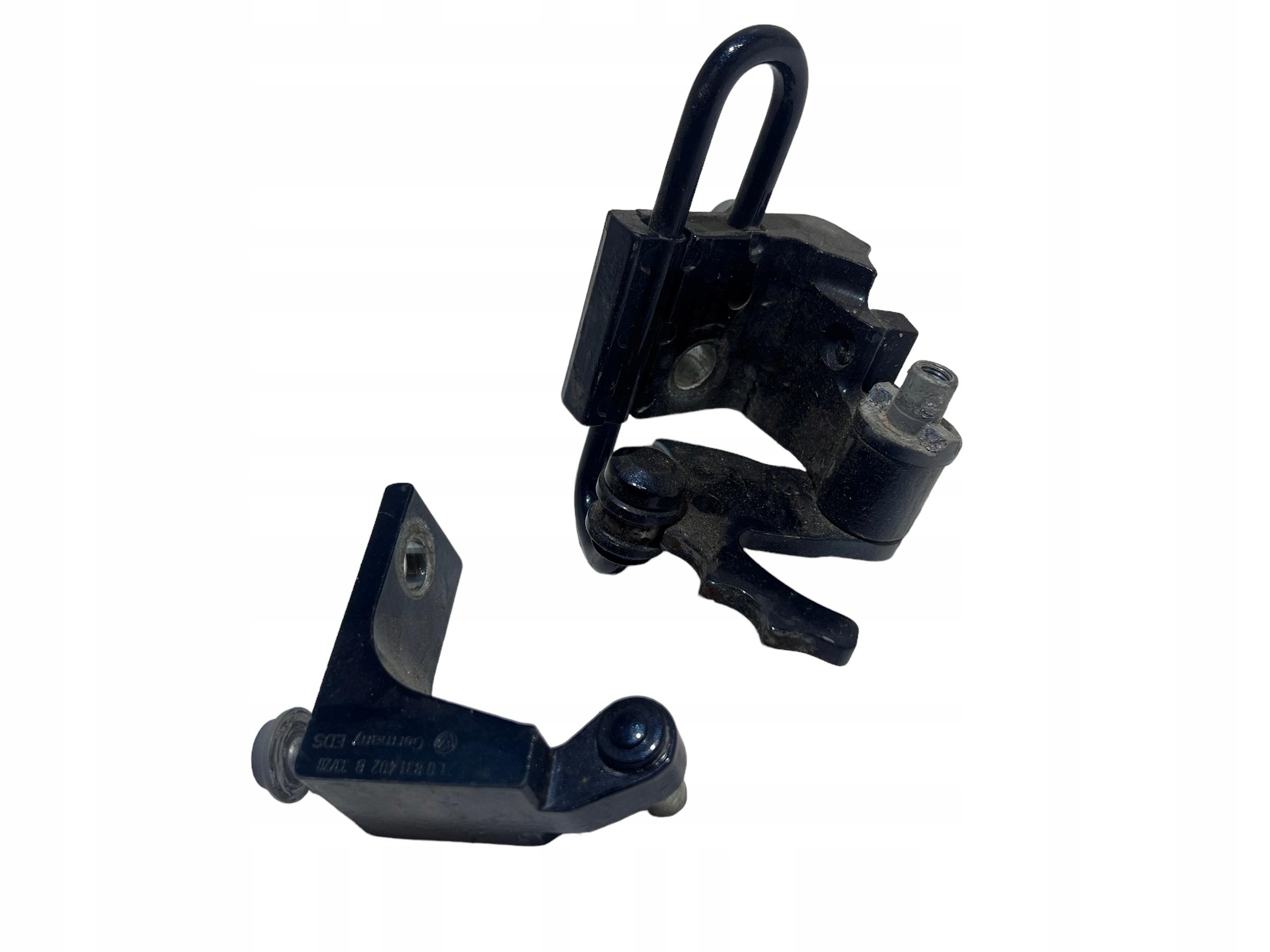 7E0831412B - Дверні петлі правої передньої верхньої і нижньої VW T6