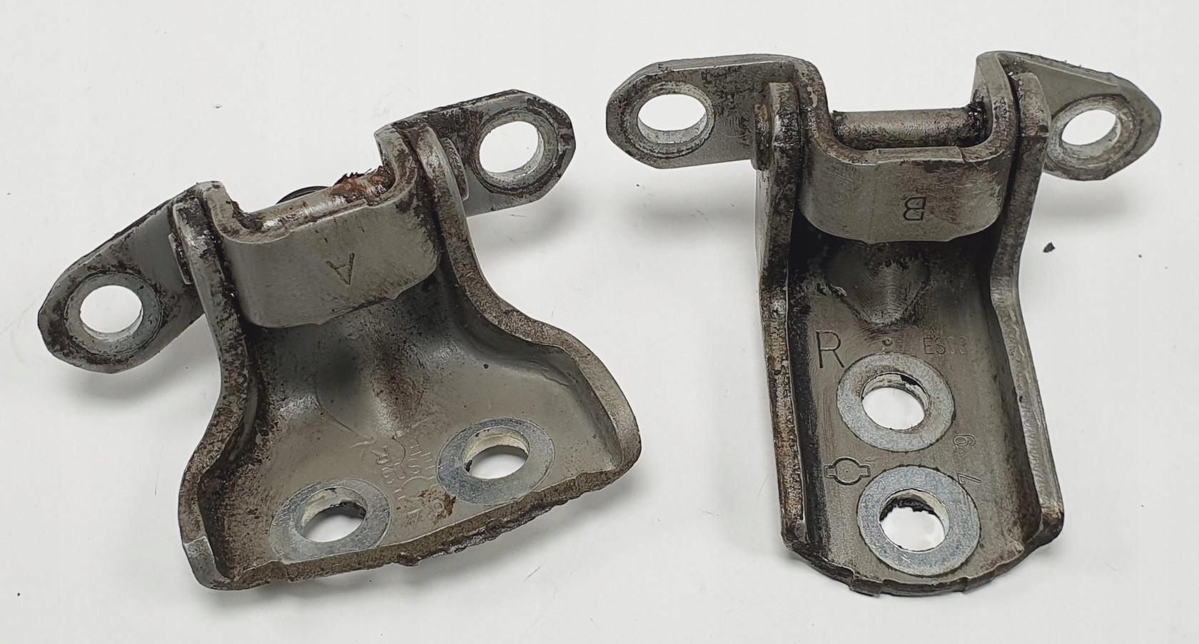 Дверные петли правая передняя NISSAN Qashqai J10 пара