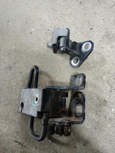 ДВЕРНЫЕ ПЕТЛИ ПРАВЫЙ ПЕРЕДНИЙ VW GOLF 6 VI HB 5D