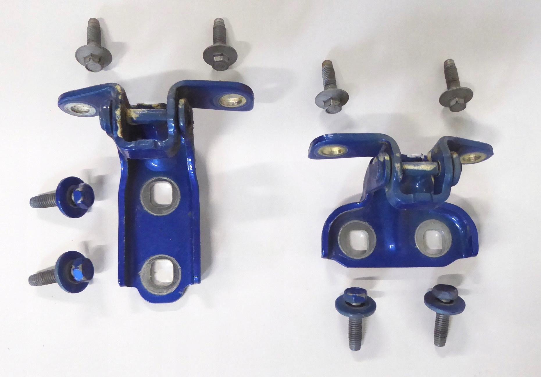 ДВЕРНЫЕ ПЕТЛИ ПРАВЫЙ ЗАДНИЙ GQM OPEL MOKKA