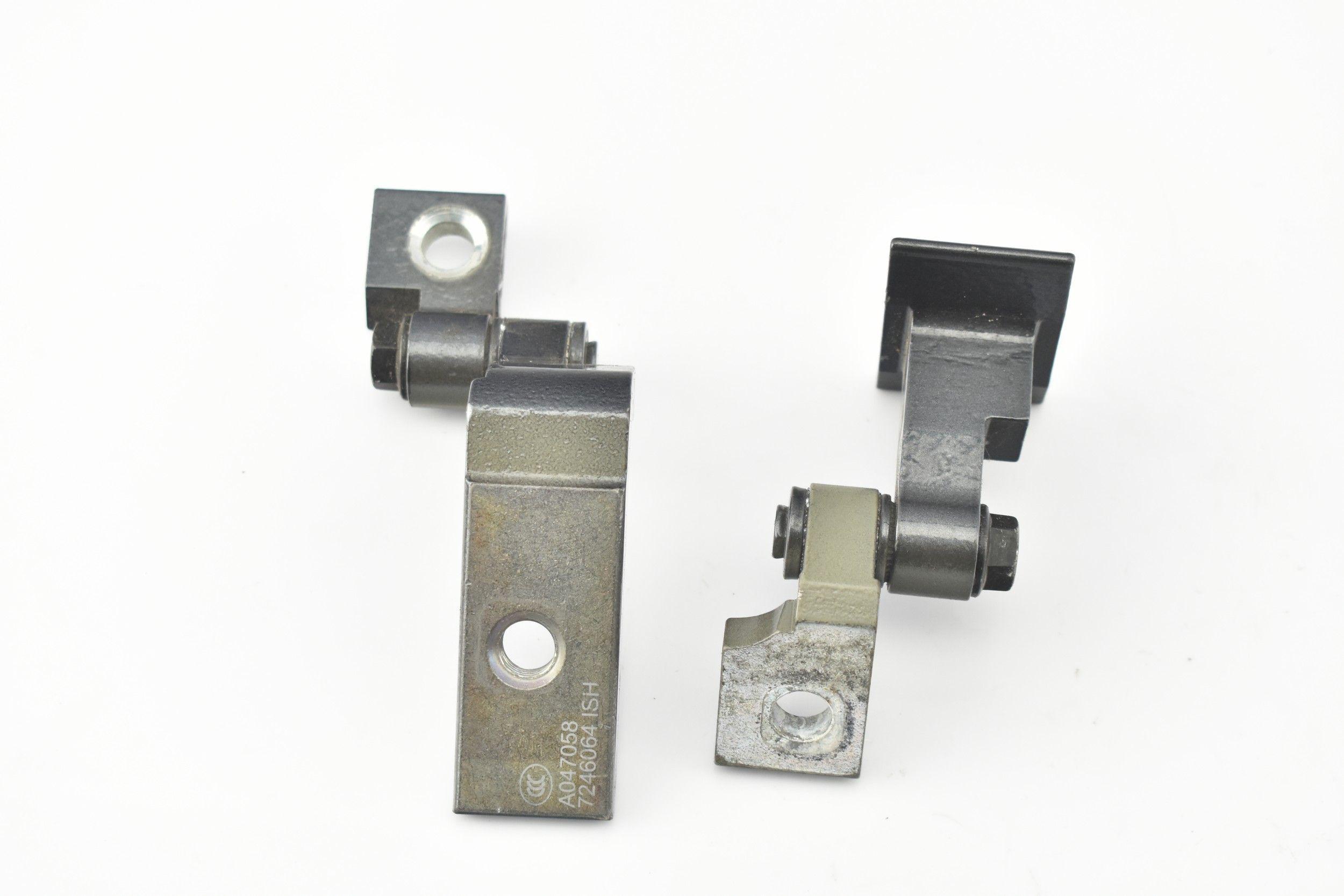 7246062 7246064 - Петлі двері правий задній в зборі BMW G20 G21