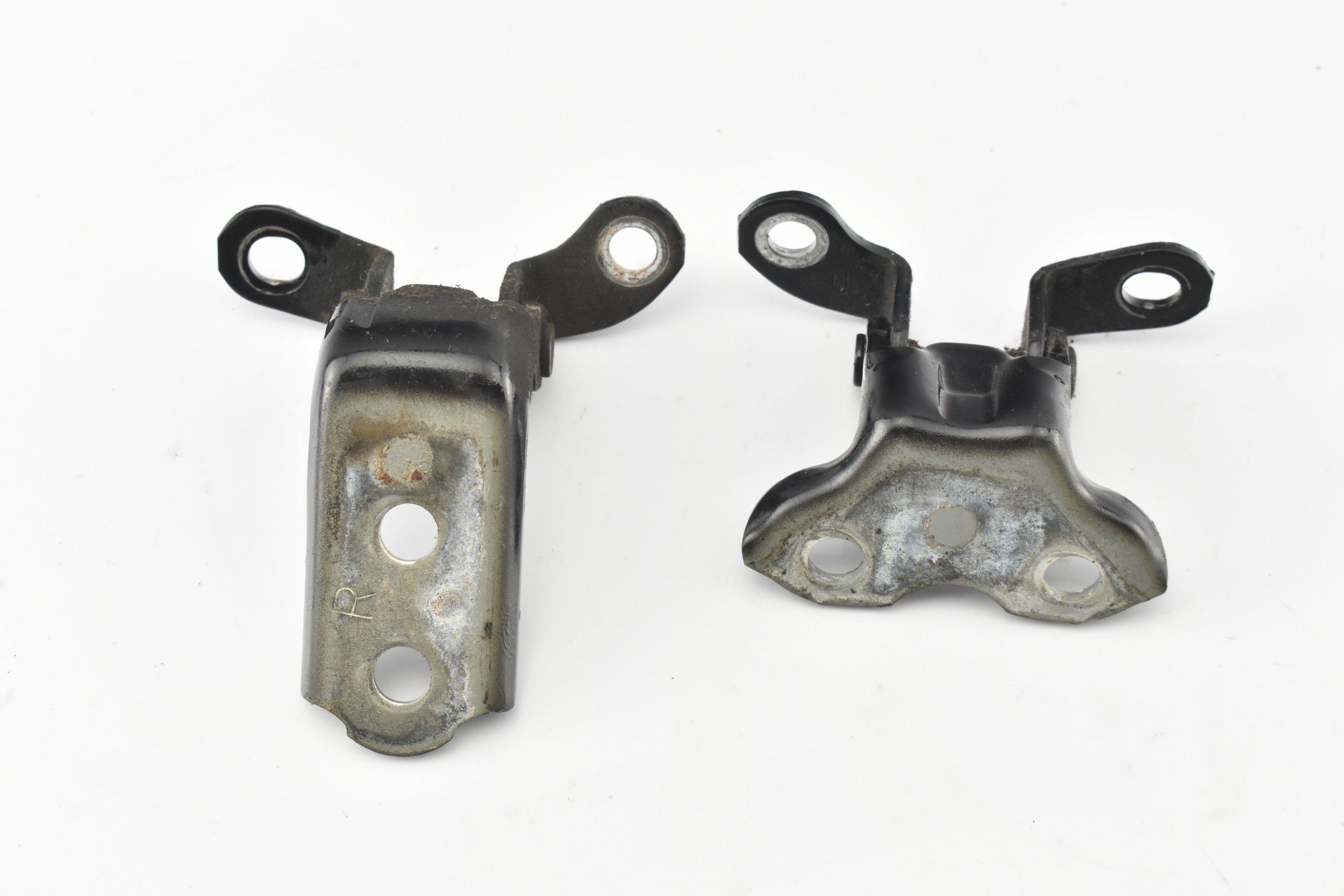 6875035041 - ДВЕРНІ ПЕТЛІ ПРАВИЙ ЗАДНІЙ КОМПЛЕКТ LAND CRUISER 120