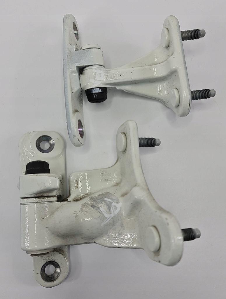 Дверные петли правая задняя MERCEDES GLK X204 пара