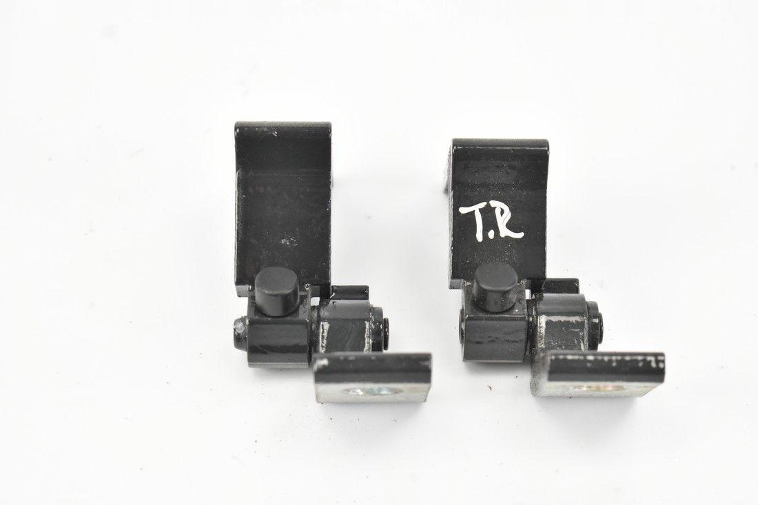 BRAK-DANYCH-12247466 - ДВЕРНІ ПЕТЛІ ПРАВА ЗАДНЯ VW POLO 2G LI7F 17-