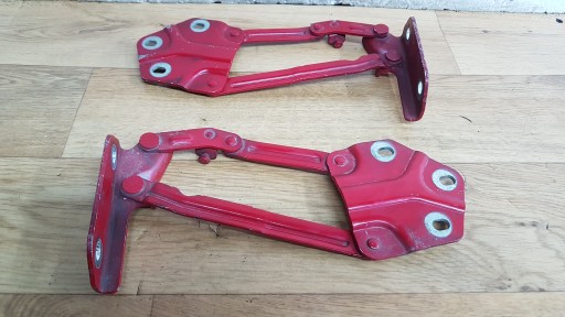 1T0823302E - ПЕТЛІ КАПОТА ЛІВИЙ ПРАВИЙ VW CADDY III 1T0823301E